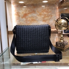 Mens Bottega Veneta Satchel Bags